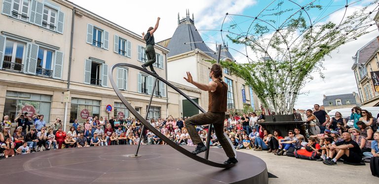 Photo du spectacle inertie en extérieur