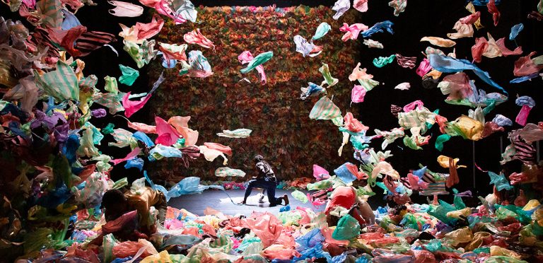 Photo du spectacle de danse Mer Plastique - Tidiani N’Diaye